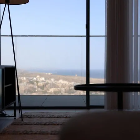 Apartament Luxury High Floor Suite, Mercury Towers *