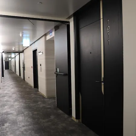 Luxury High Floor Suite, Mercury Towers *