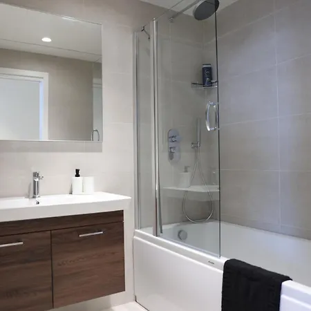 Apartament Luxury High Floor Suite, Mercury Towers *
