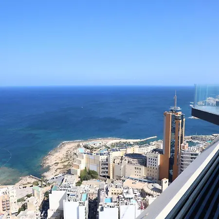 Luxury High Floor Suite, Mercury Towers *