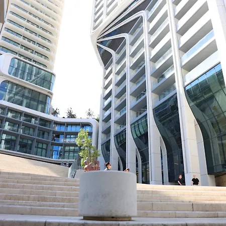Luxury High Floor Suite, Mercury Towers Apartament *