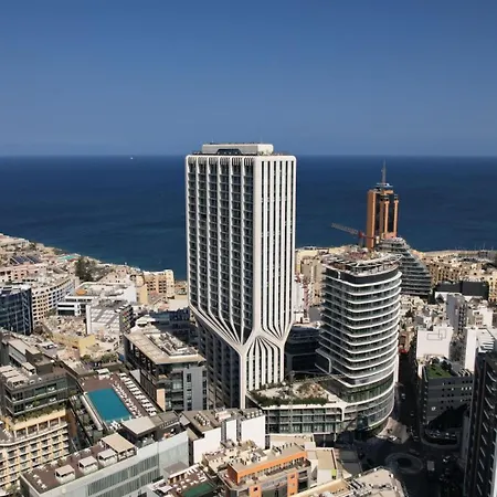 Luxury High Floor Suite, Mercury Towers St. Julian's